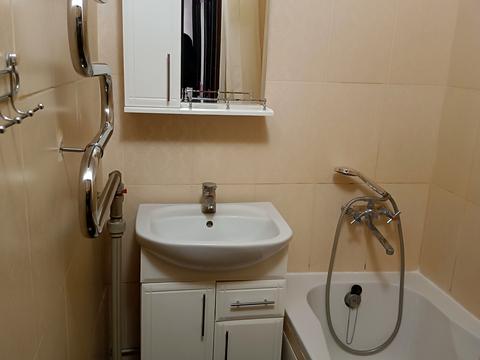 квартира за адресою Героїв полку "Азов" вул. (Маршала Малиновського), 6-Б