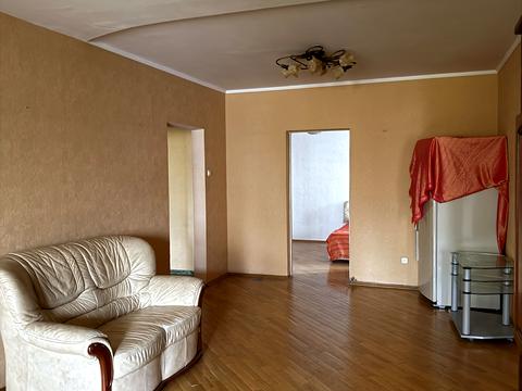 квартира за адресою Володимира Висоцького бульв., 5