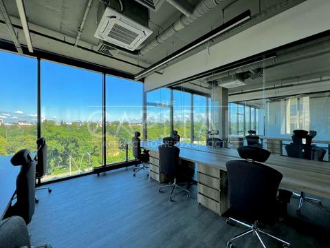 комерційна за адресою Берестейський просп. (Перемоги), 67