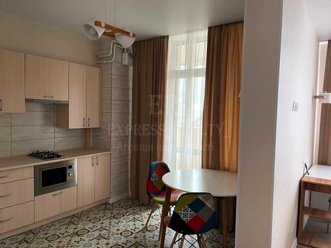 квартира за адресою Зелена вул., 8