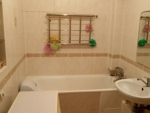 комната по адресу Амосова, 94