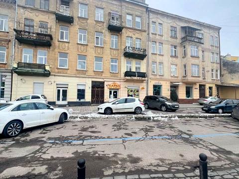 квартира по адресу Святого Теодора пл., 4