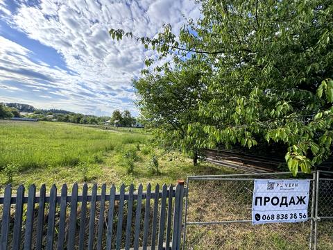 участок по адресу Л.Українки