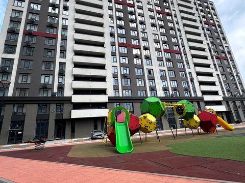 квартира за адресою Любомира Гузара просп. (Космонавта Комарова), 15а