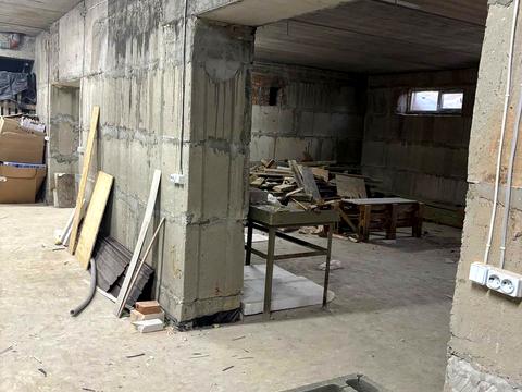 комерційна за адресою Олени Теліги, 15
