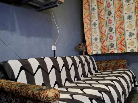 квартира за адресою Високовольтна вул., 8