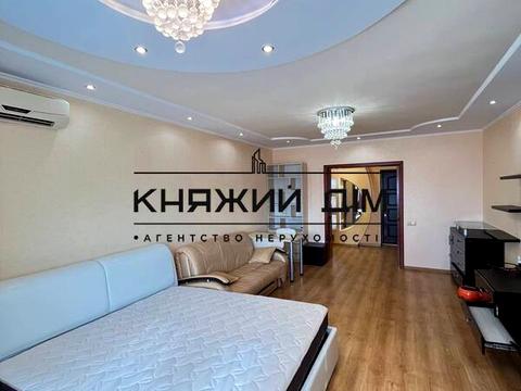 квартира за адресою Срібнокільська вул., 1