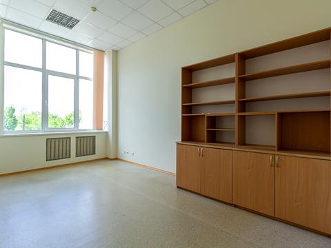 комерційна за адресою Євгена Сверстюка вул. (Марини Раскової), 11-А