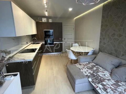 квартира по адресу Софии Русовой ул., 7