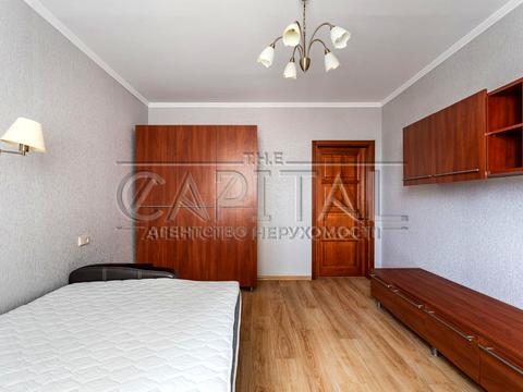 квартира за адресою Почайнинська вул., 25/49