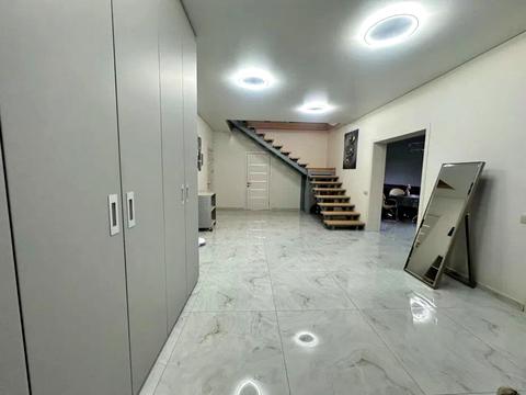 дом по адресу космонавтів