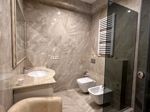 квартира за адресою Андрія Верхогляда вул. (Михайла Драгомирова), 14-А