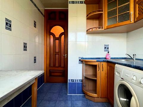 квартира за адресою Євгена Тельнова вул., 10