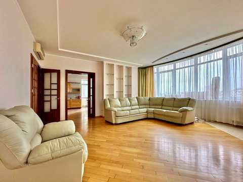 квартира за адресою Провіантська вул. (Галі Тимофєєвої), 3