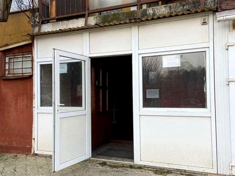 комерційна за адресою Бориса Тлехаса вул., 5