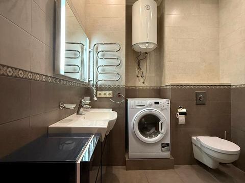 квартира за адресою Андрія Верхогляда вул. (Михайла Драгомирова), 20