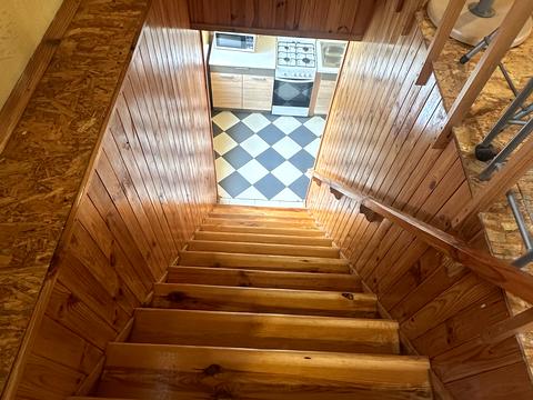 квартира за адресою Хотів, 12