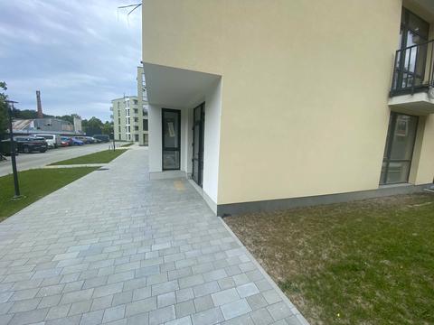комерційна за адресою Незалежності України вул., 19-Б