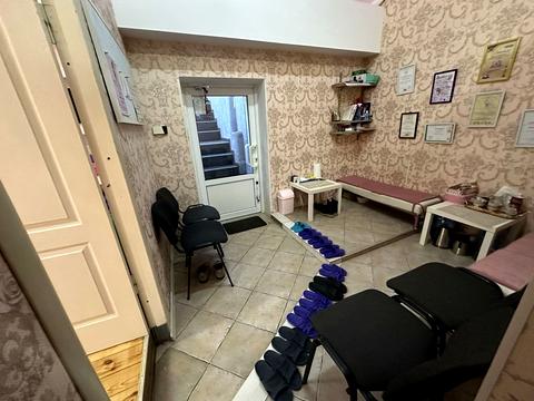 комерційна за адресою Зелена вул., 107
