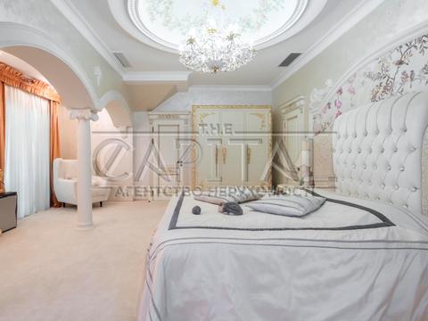будинок за адресою осіння, 6
