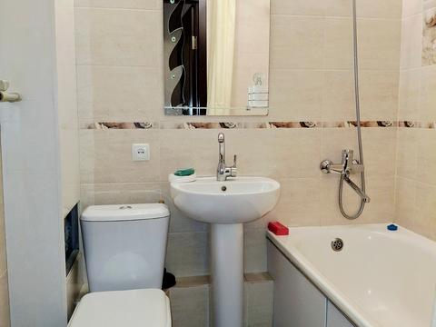 квартира за адресою Нескорених вул. (Героїв Праці), 4а