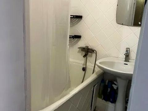 квартира за адресою Юрія Кондратюка вул. (Комунарівська), 1