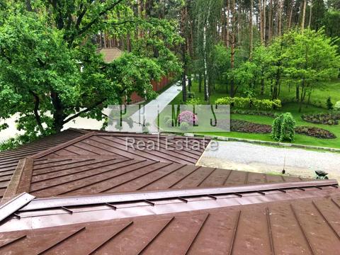 будинок за адресою с. Стоянка, вул. Осіння