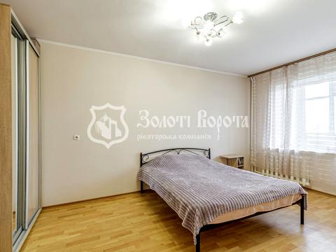 квартира за адресою Олени Пчілки вул., 4