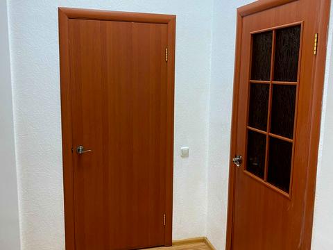 комерційна за адресою Святослава Караванського вул. (Жуковського), 13
