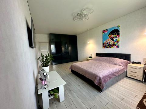 дом по адресу Трояндова