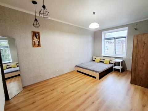 квартира за адресою Івана Світличного вул. (Петровського), 6