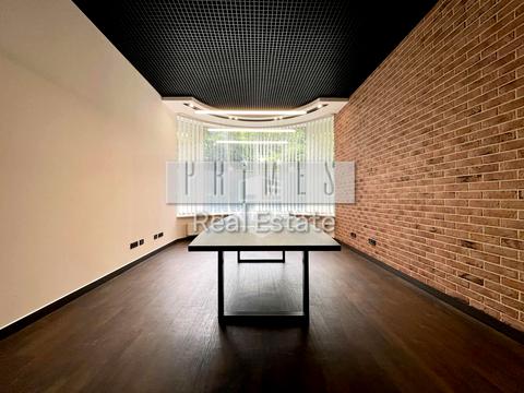 комерційна за адресою Івана Франка вул., 11