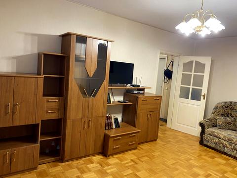 квартира по адресу Ларисы Руденко ул., 10-Б