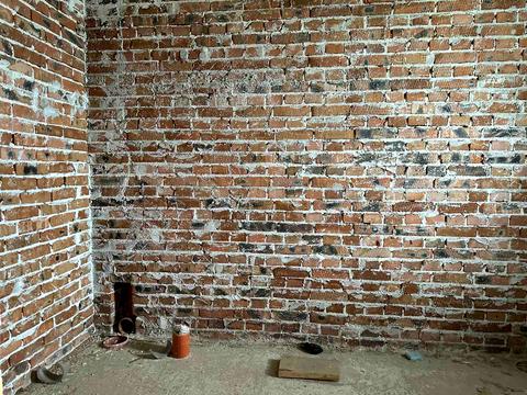 дом по адресу Айвазовського, 1