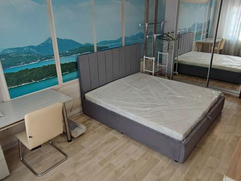 квартира за адресою Софії Русової вул., 1