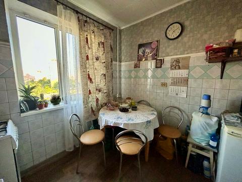 квартира за адресою Червоної Калини просп. (Володимира Маяковського), 11