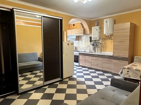 квартира за адресою Хотів, 12