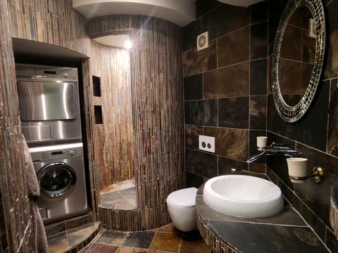 квартира за адресою Саперно-Слобідська вул., 10