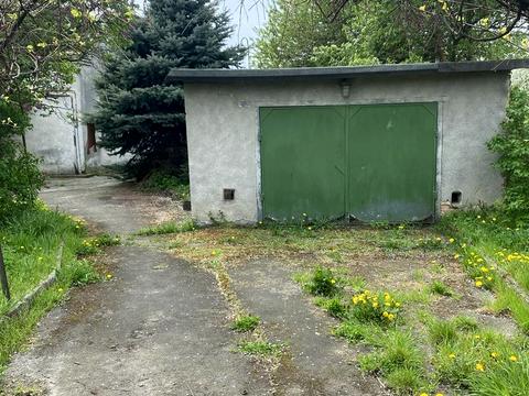 будинок за адресою с. Лисиничі, Замкнена