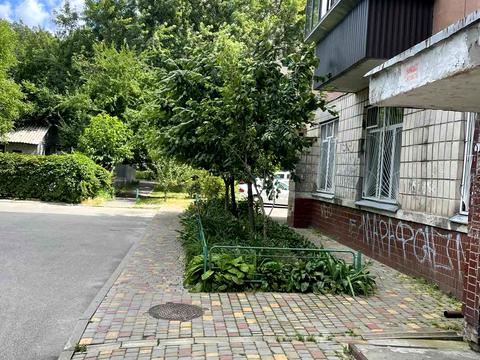 коммерческая по адресу Незалежності бульв. (50 років Жовтня), 3