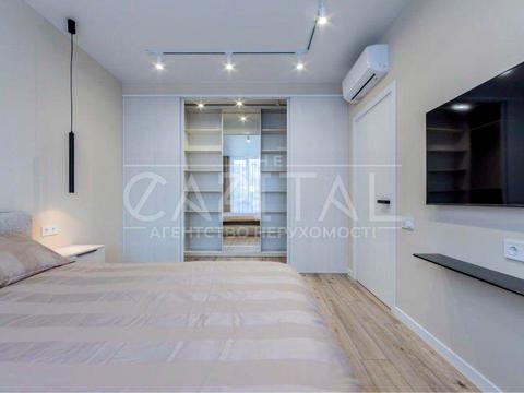 квартира по адресу Печерская пл., 5