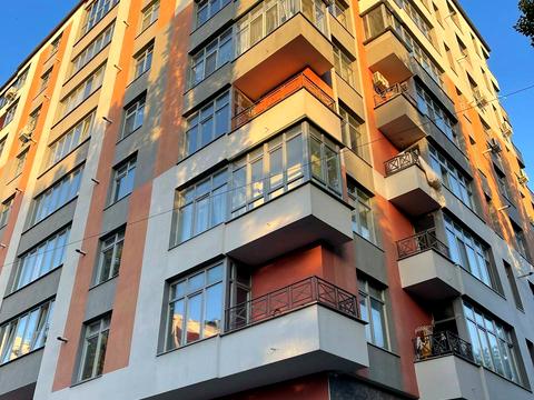квартира за адресою Молодіжна вул., 10