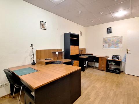комерційна за адресою Шевченка вул., 10