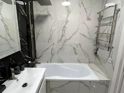 квартира за адресою Академіка Степана Рудницького вул., 8