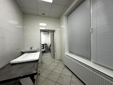 комерційна за адресою Медова, 5