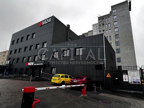 комерційна за адресою Степана Бандери просп. (Московський), 17/1