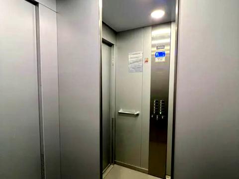 квартира за адресою Героїв Небесної Сотні просп., 30-1