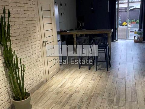 будинок за адресою Розкішна вул.