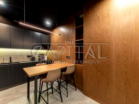 коммерческая по адресу Calle Dilova ул. (Димитрова), 1/2