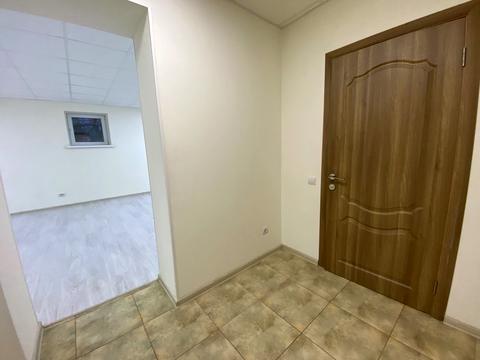комерційна за адресою Білокур вул. (Курська), 8 а